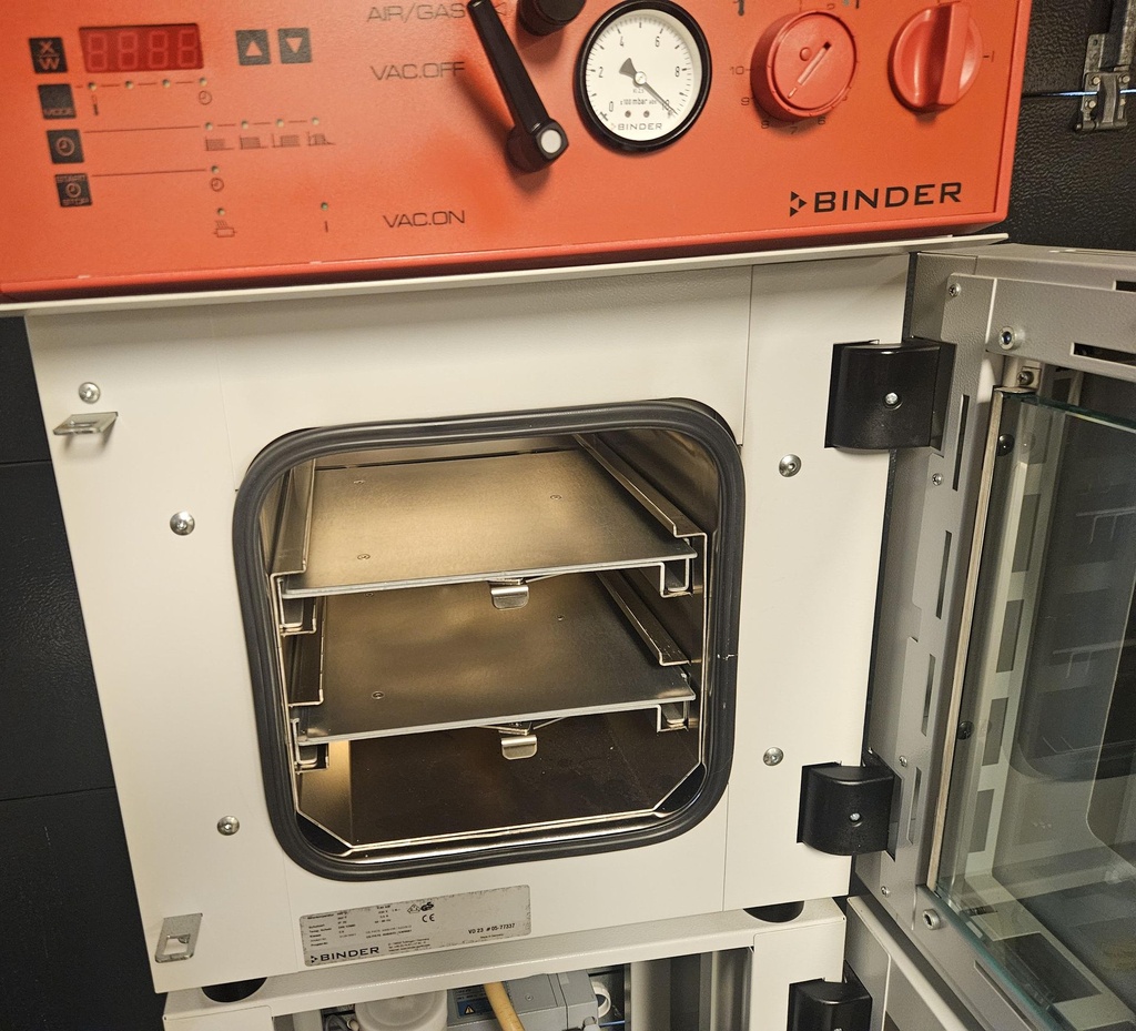 52926-RBN-29833-Binder-VD23-Vacuumdroogoven-en-Vacuubrand-mz2c-Chemiebestendige-Vacu-mpomp