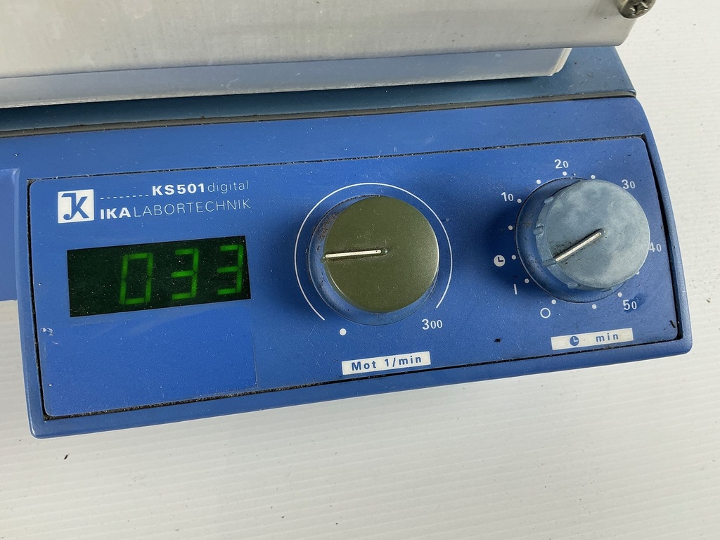 52947-EXT-29854-IKA-KS-501-Digitale-Orbitaalschudder-4