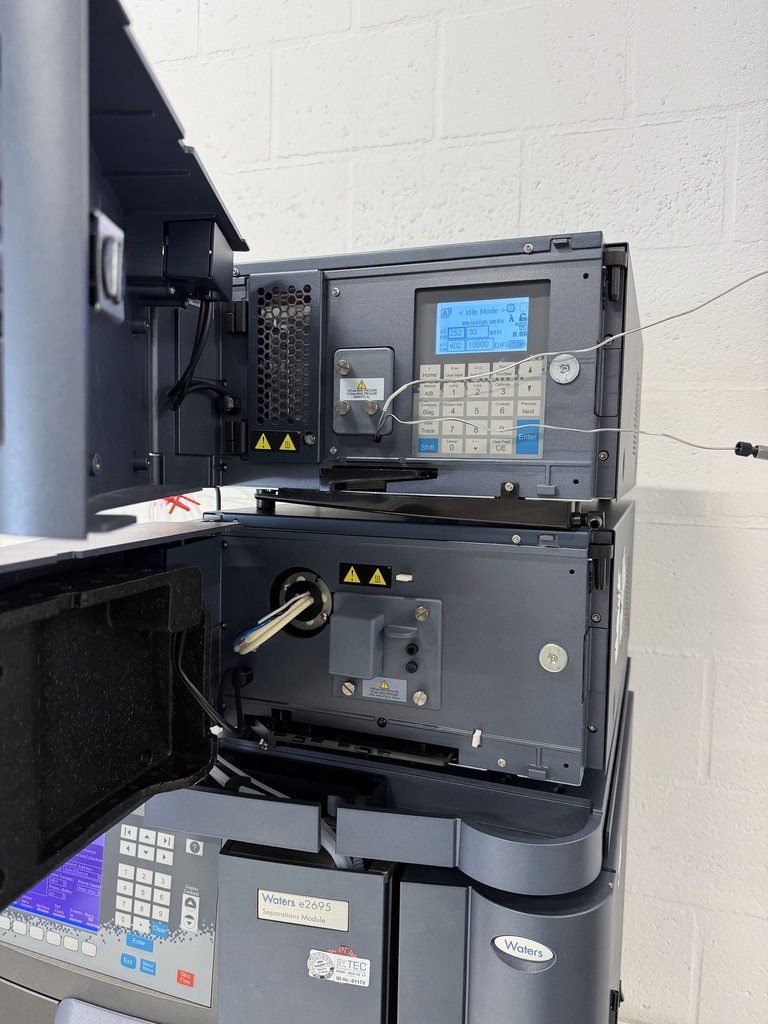 52992-EXT-29899-Waters-Alliance-e2695-HPLC-Systeem-2