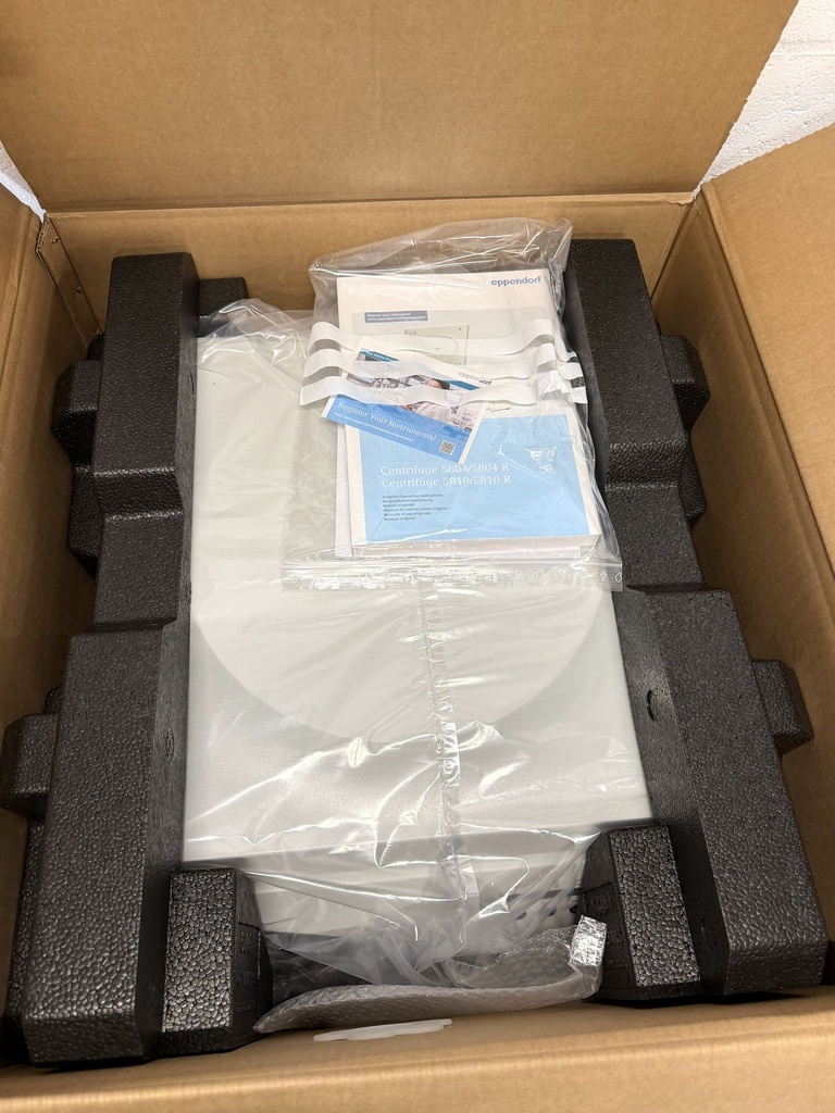 Eppendorf 5804 Centrifuge met FA-45-6-30 Rotor