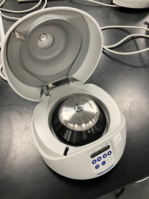 53026-EXT-29933-Eppendorf-Mini-Spin-Plus-Centrifuge-1