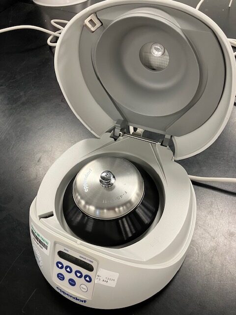 53029-EXT-29936-Eppendorf-Mini-Spin-Plus-Centrifuge-2
