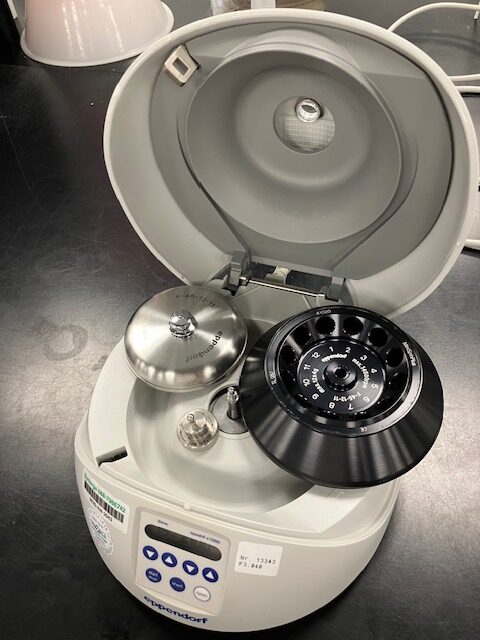 53032-EXT-29939-Eppendorf-Mini-Spin-Plus-Centrifuge