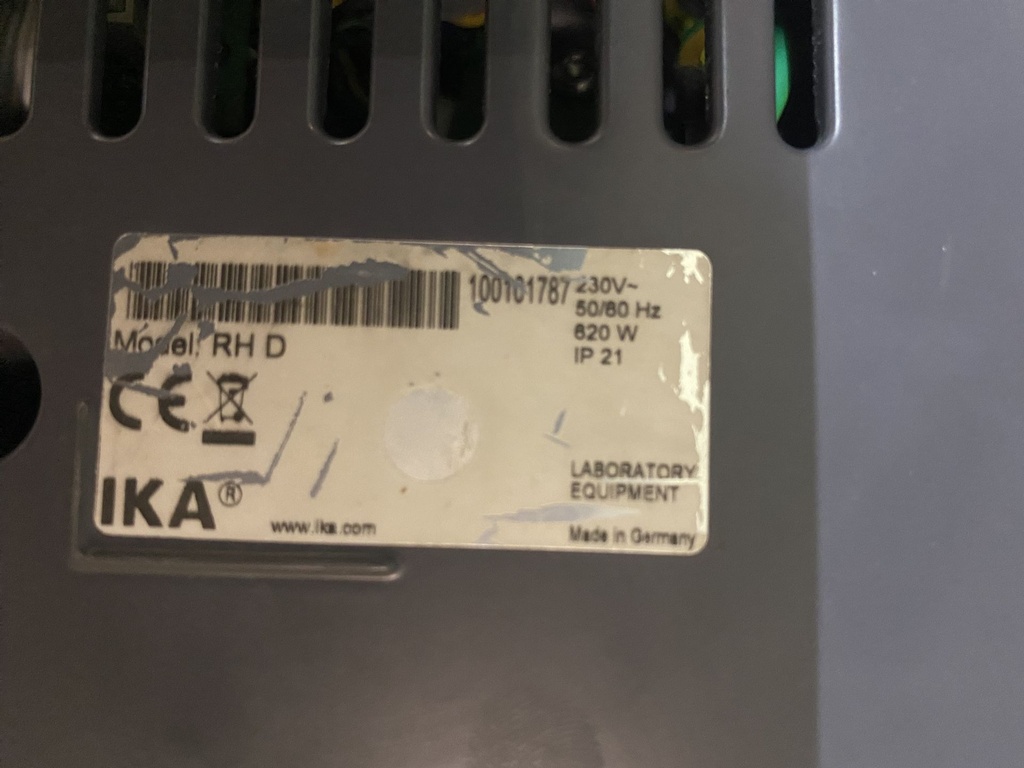 53073-EXT-29980-IKA-Magneetroerder-met-verwarmingsplaat-1