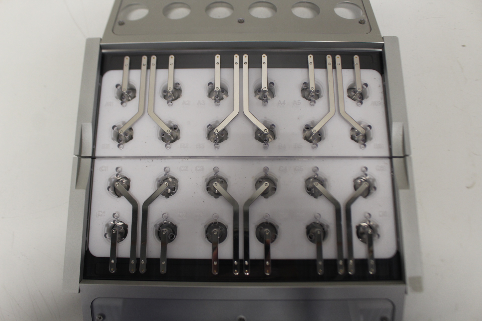 52922-IC-29829-nanoAnalytics-cellZscope-Automated-Cell-Monitoring-System